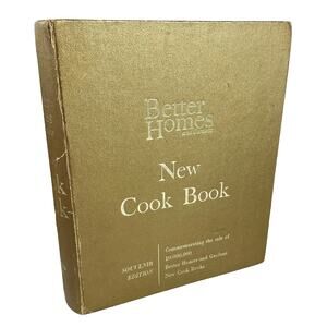 Vintage 1965 Better Homes & Gardens New Cook Book Gold Souvenir Binder Edition